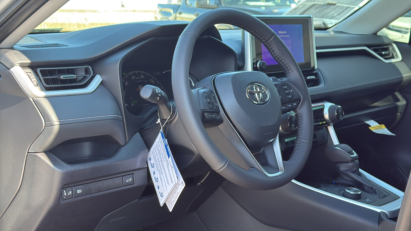 2025 Toyota RAV4 Hybrid XLE Premium 14