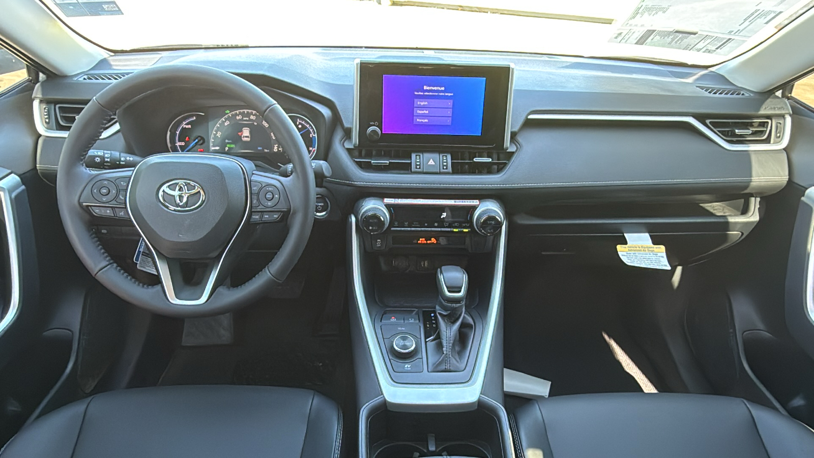 2025 Toyota RAV4 Hybrid XLE Premium 21