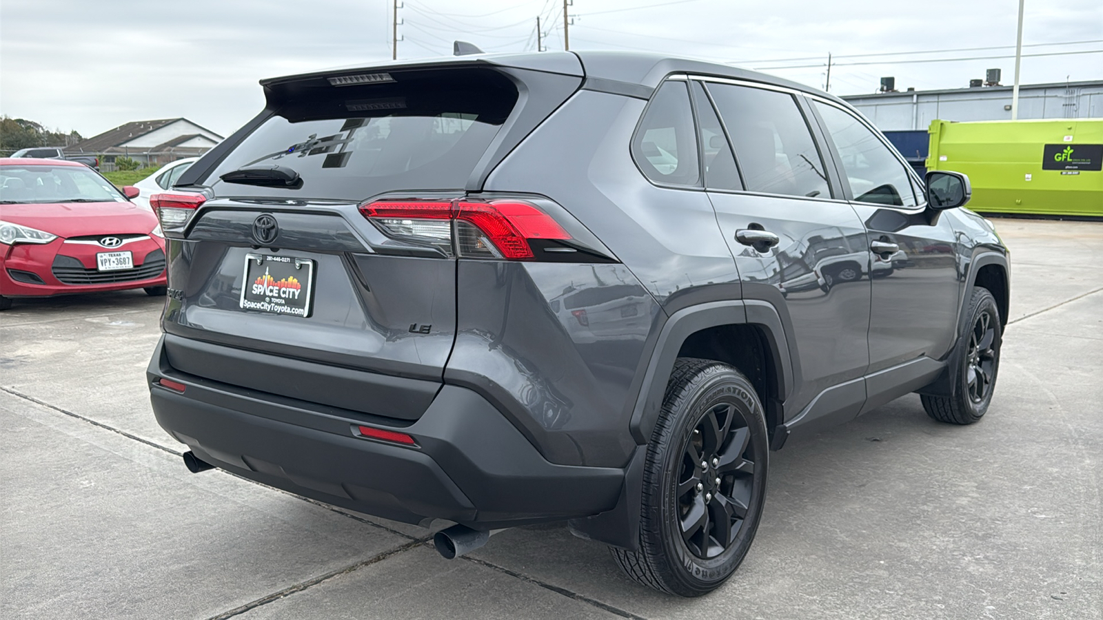 2023 Toyota RAV4 LE 7