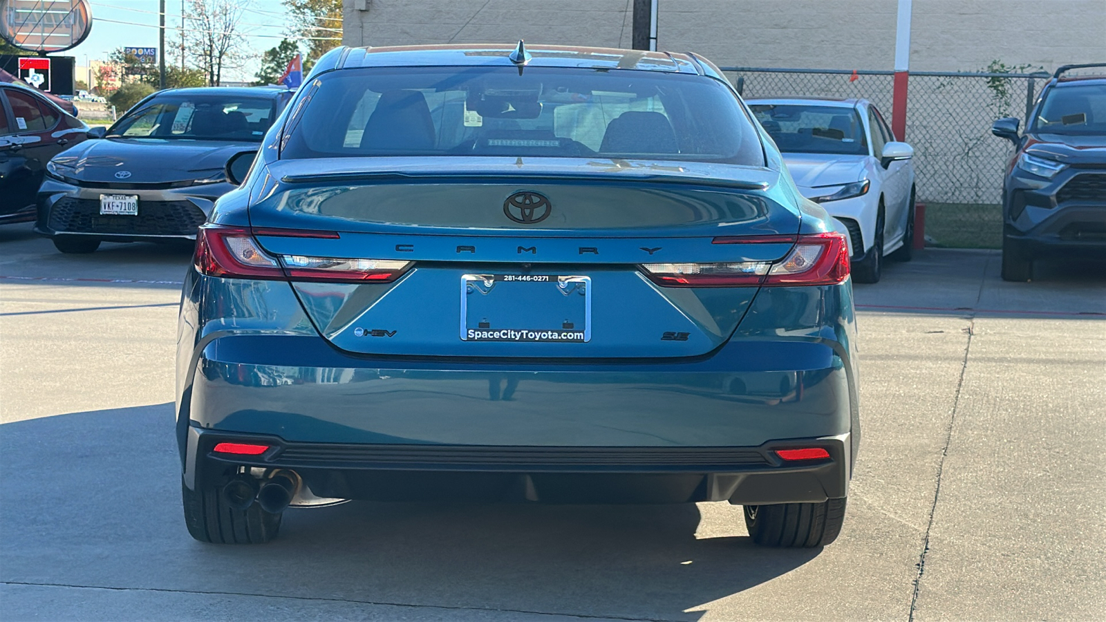 2025 Toyota Camry SE 7