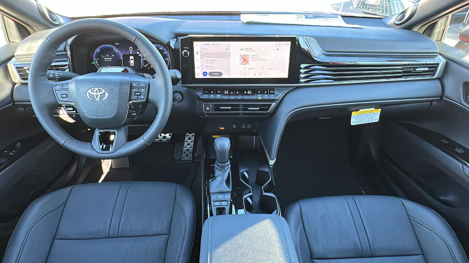 2025 Toyota Camry XSE 18