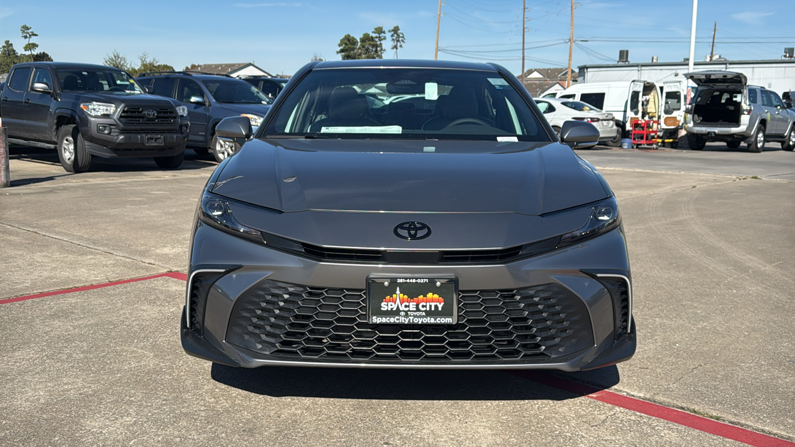 2025 Toyota Camry SE 3