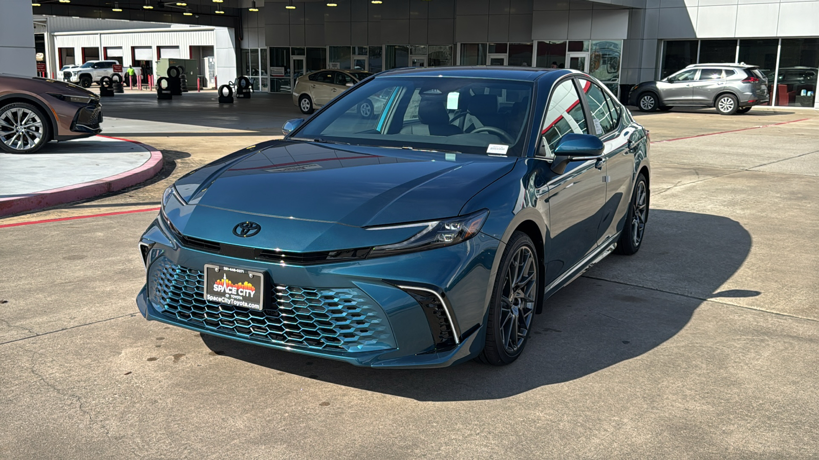 2025 Toyota Camry XSE 4