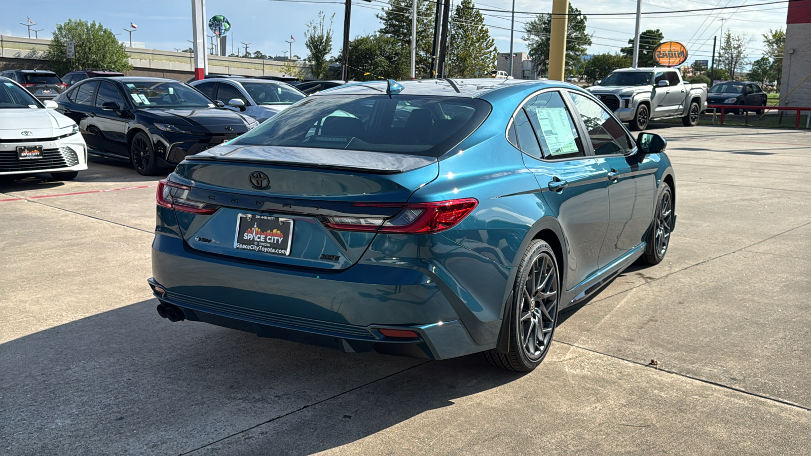 2025 Toyota Camry XSE 8