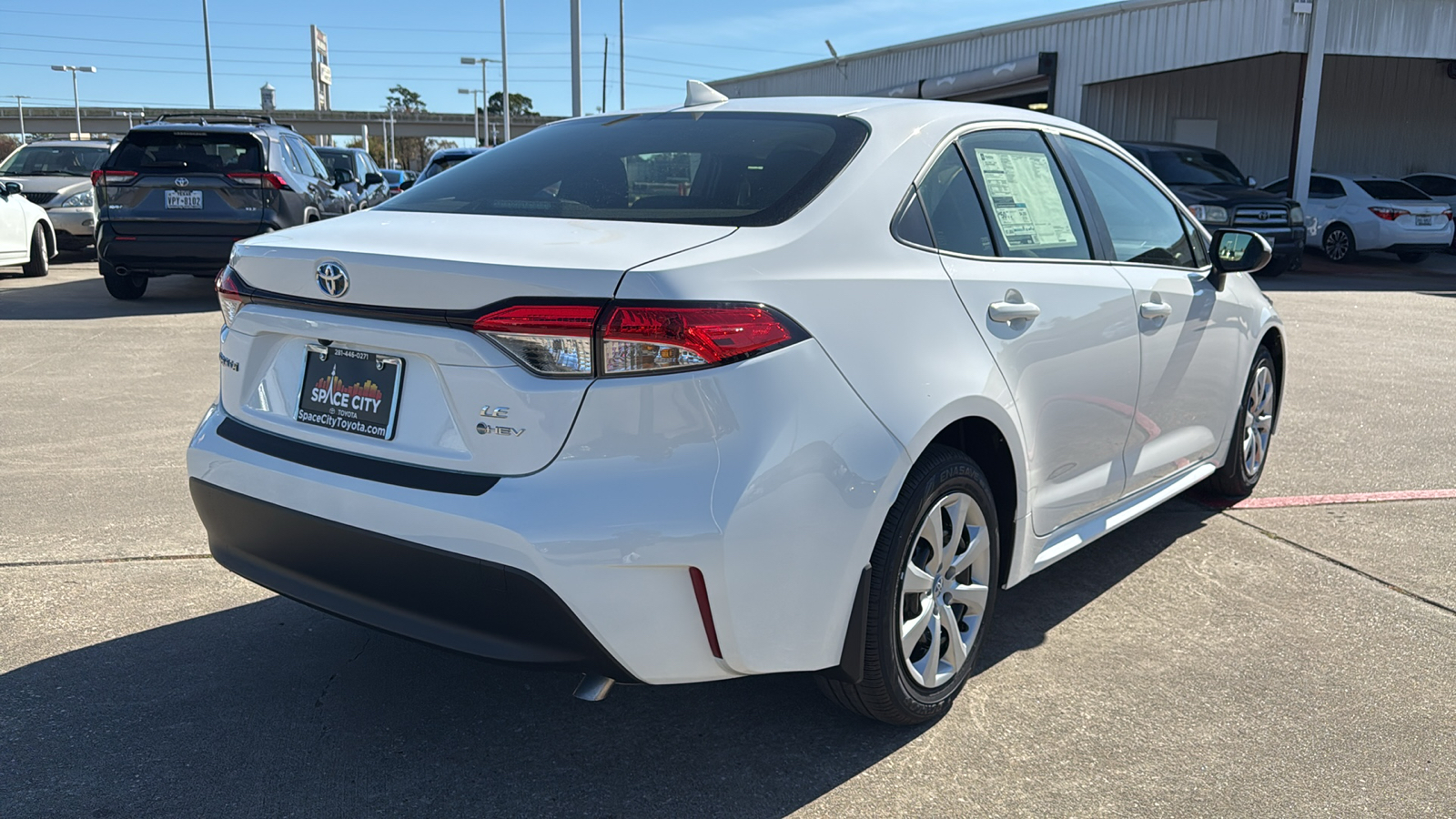 2025 Toyota Corolla Hybrid LE 8