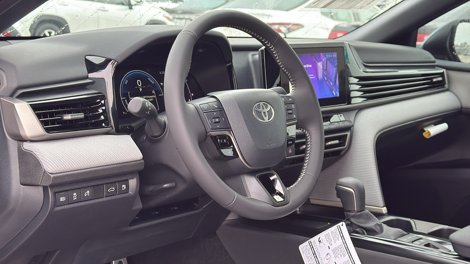 2025 Toyota Camry SE 11