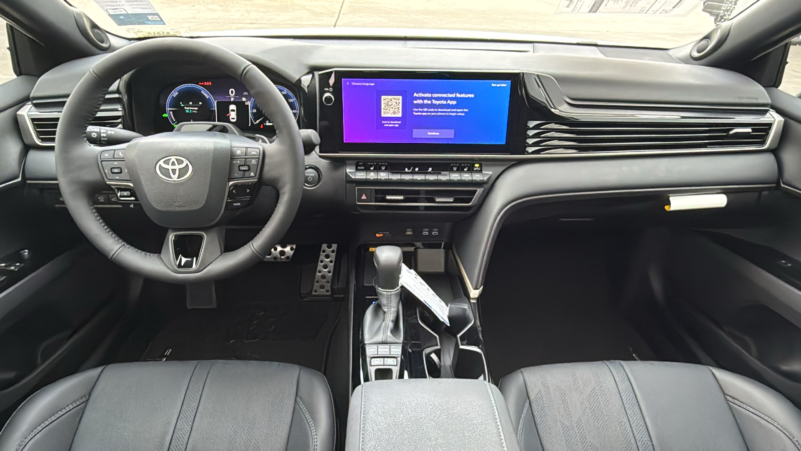 2025 Toyota Camry XSE 18