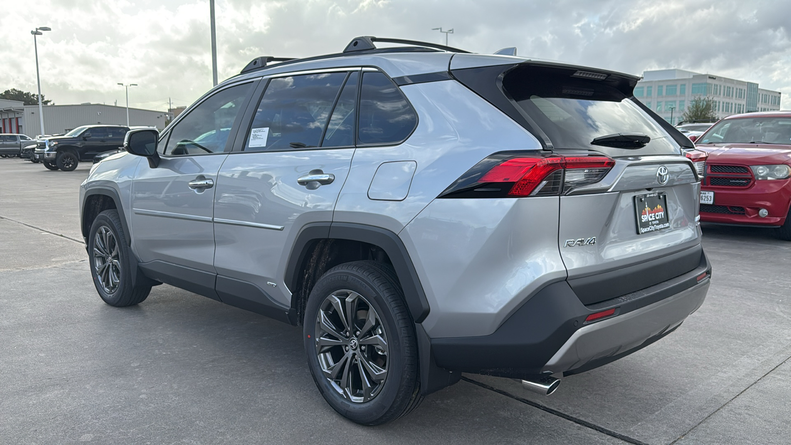 2025 Toyota RAV4 Hybrid Limited 5