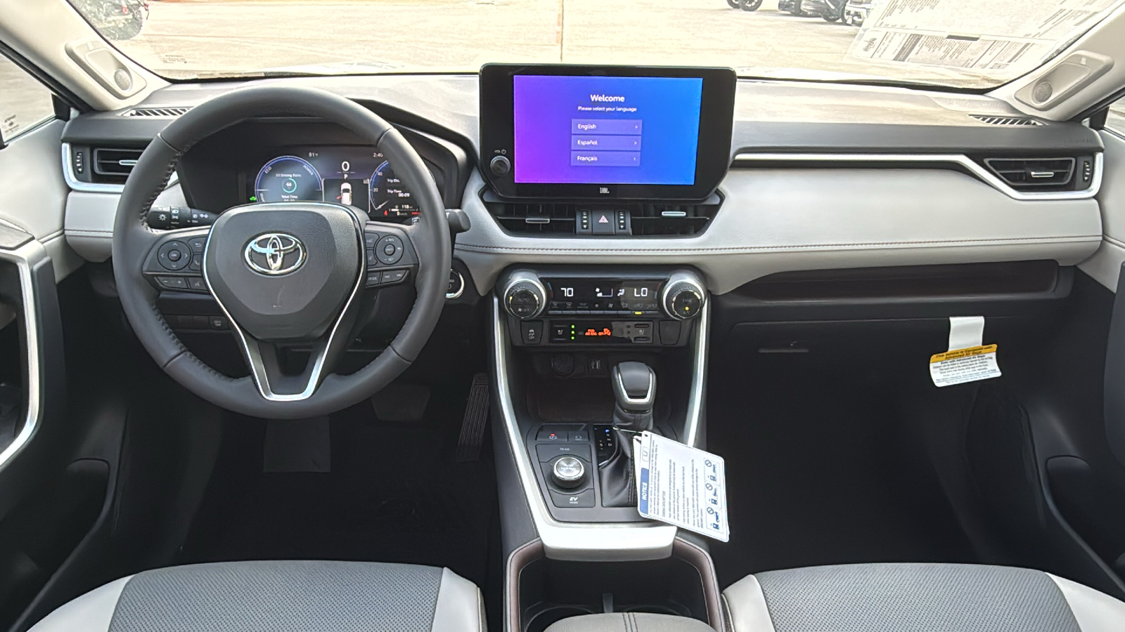 2025 Toyota RAV4 Hybrid Limited 18