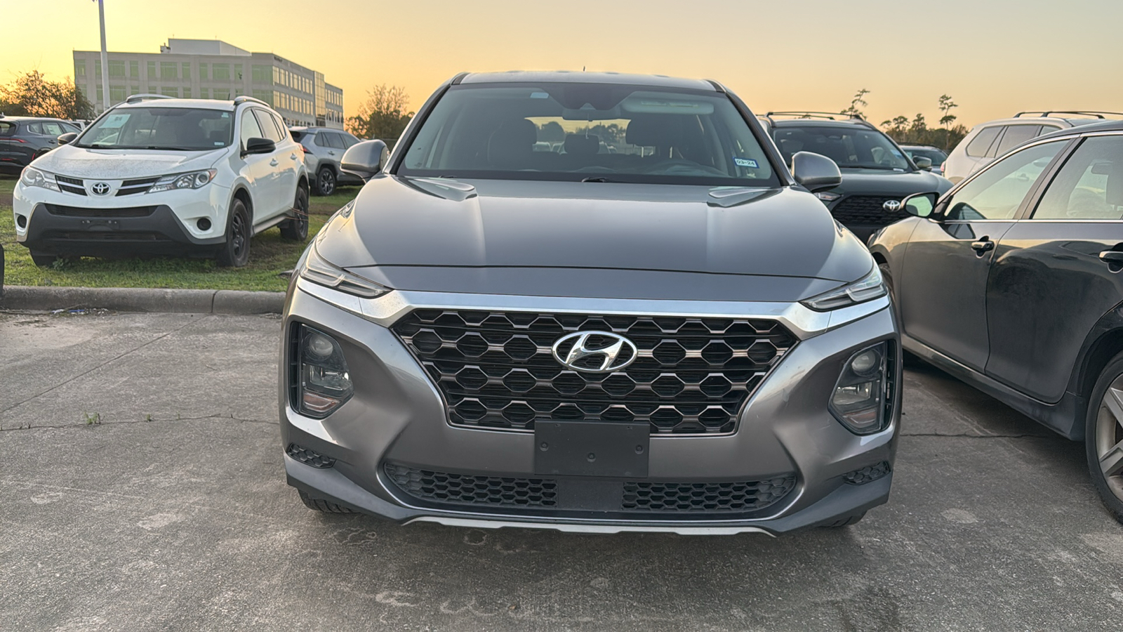 2020 Hyundai Santa Fe SE 2