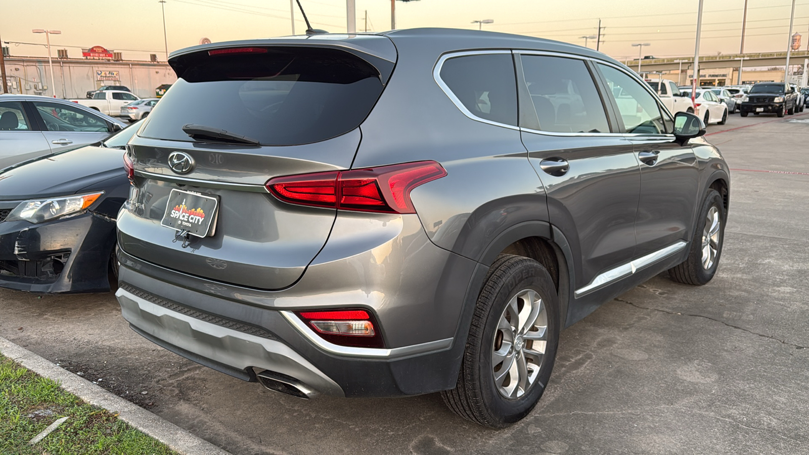 2020 Hyundai Santa Fe SE 6