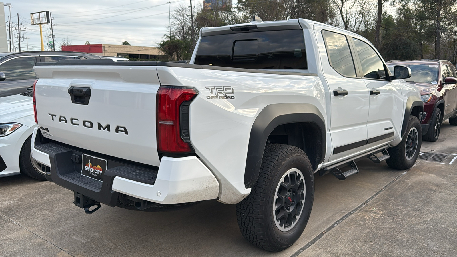 2024 Toyota Tacoma TRD Off-Road 6