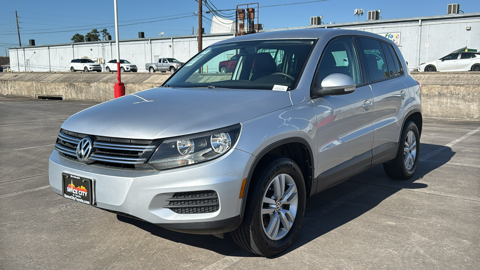 2012 Volkswagen Tiguan SEL 4