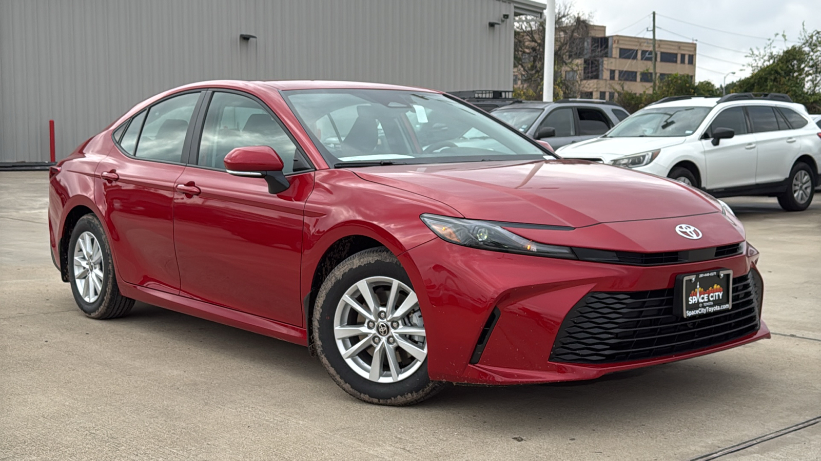 2025 Toyota Camry LE 2