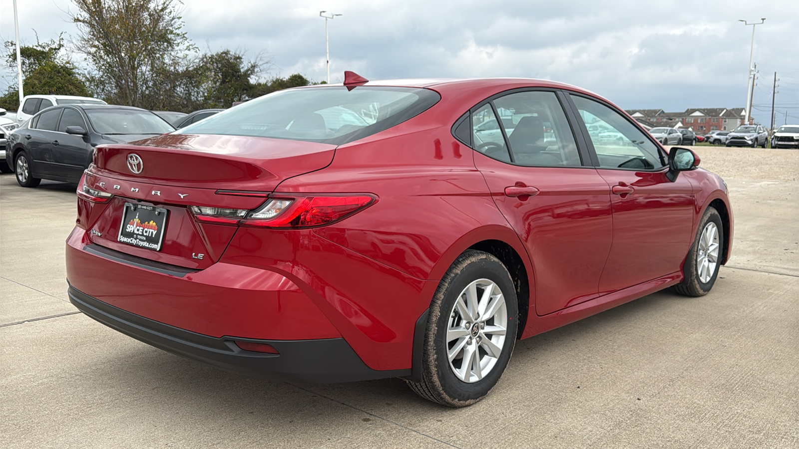 2025 Toyota Camry LE 8