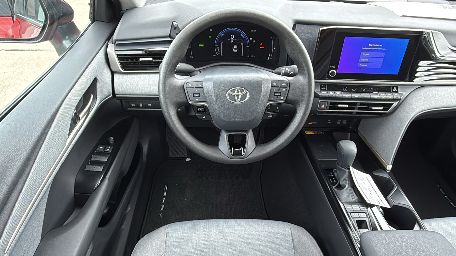 2025 Toyota Camry LE 19