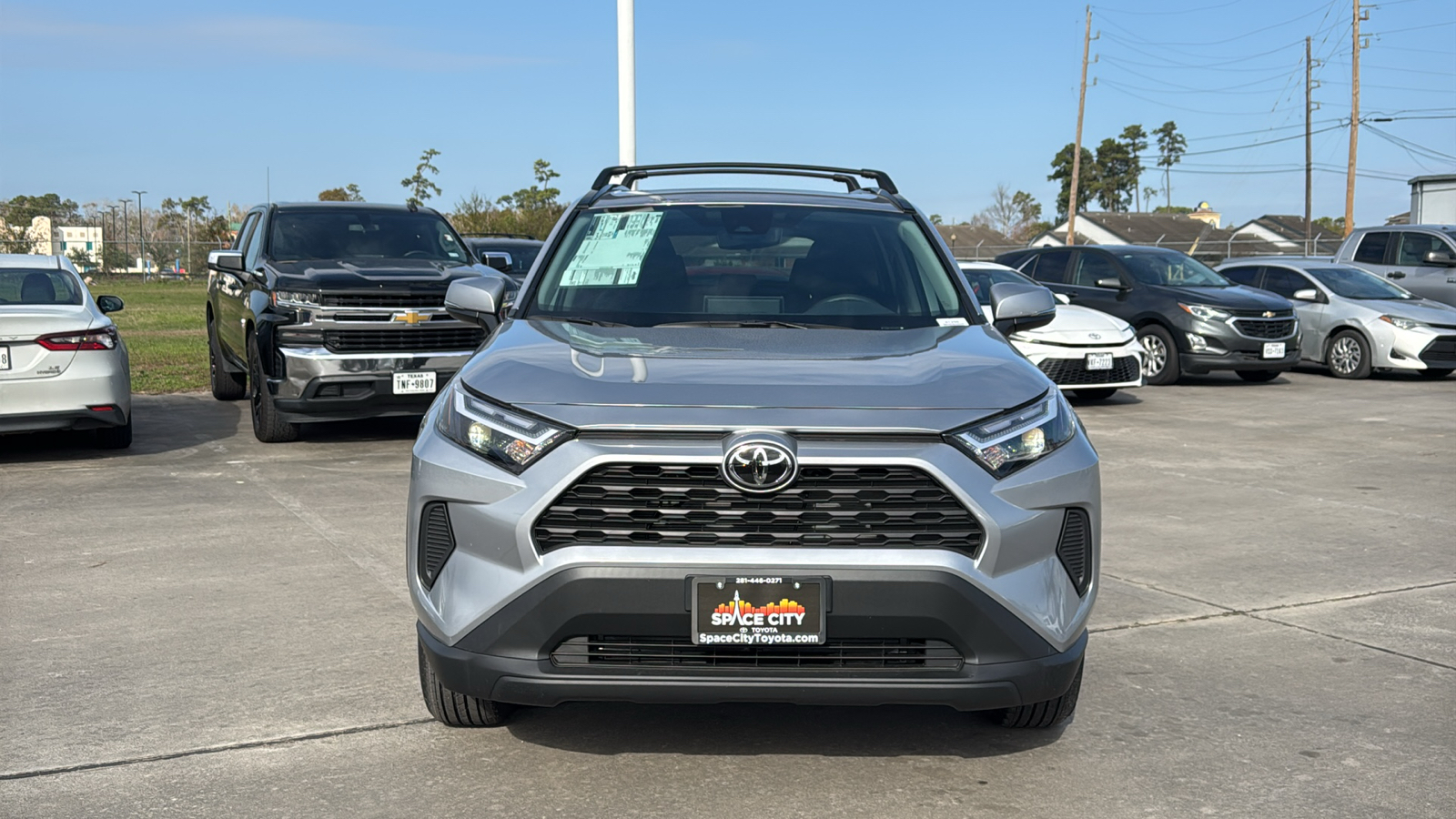 2025 Toyota RAV4 Hybrid XLE 3