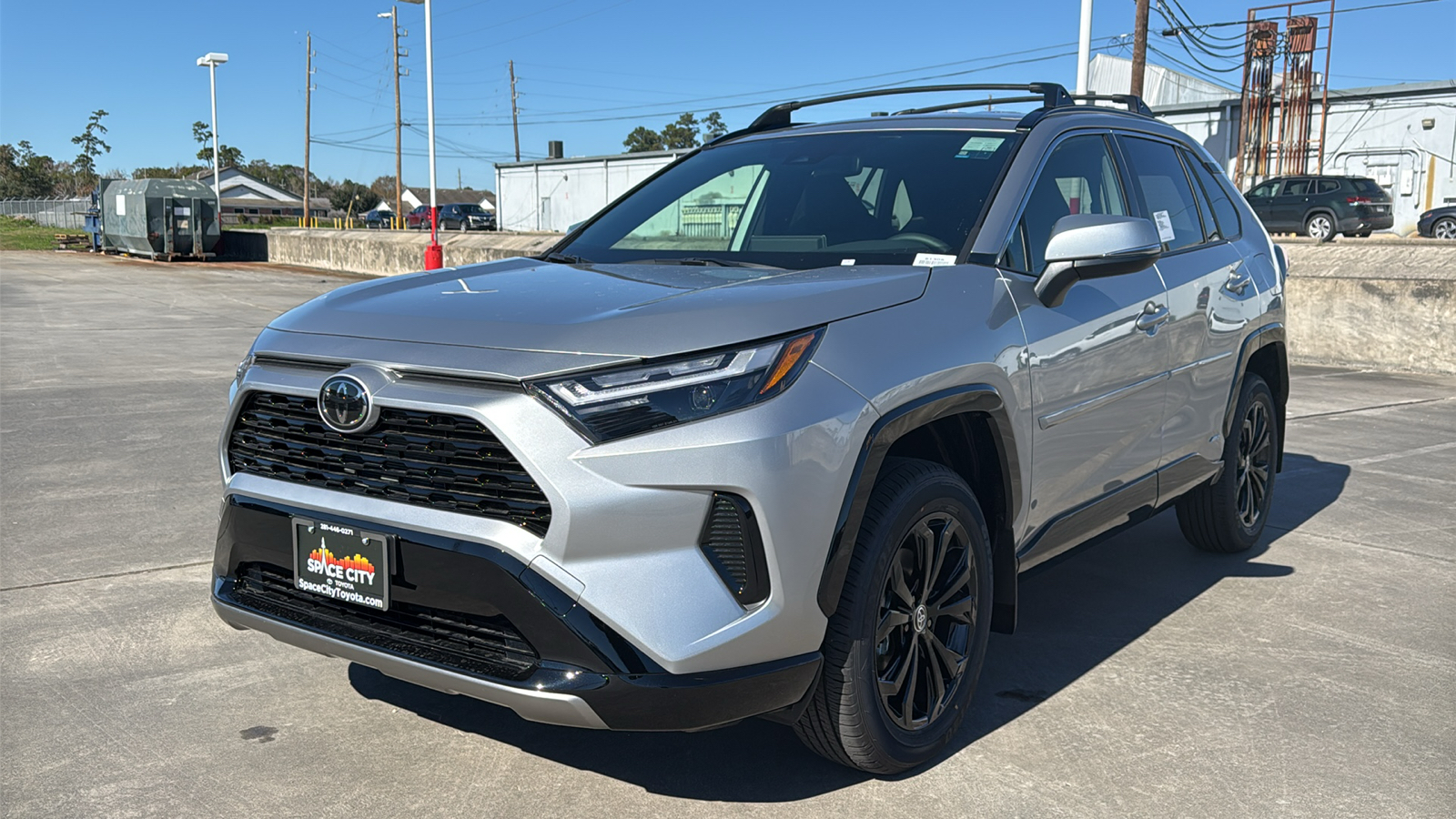 2025 Toyota RAV4 Hybrid SE 4