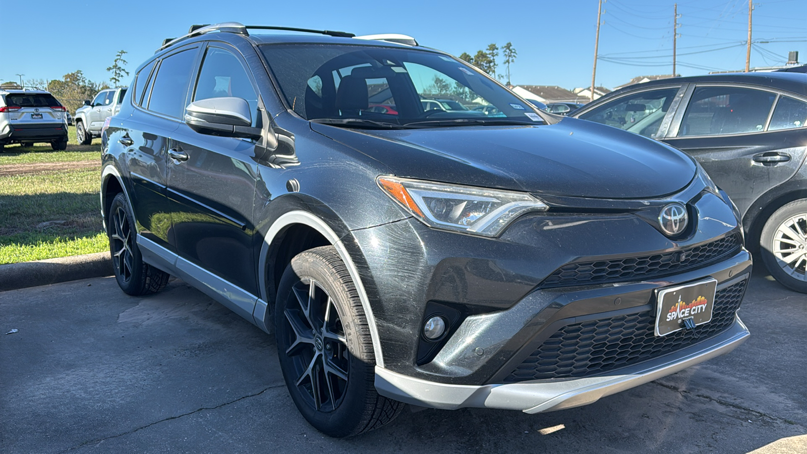 2016 Toyota RAV4 SE 2