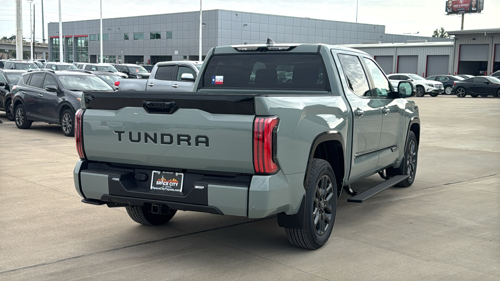 2025 Toyota Tundra Platinum 8