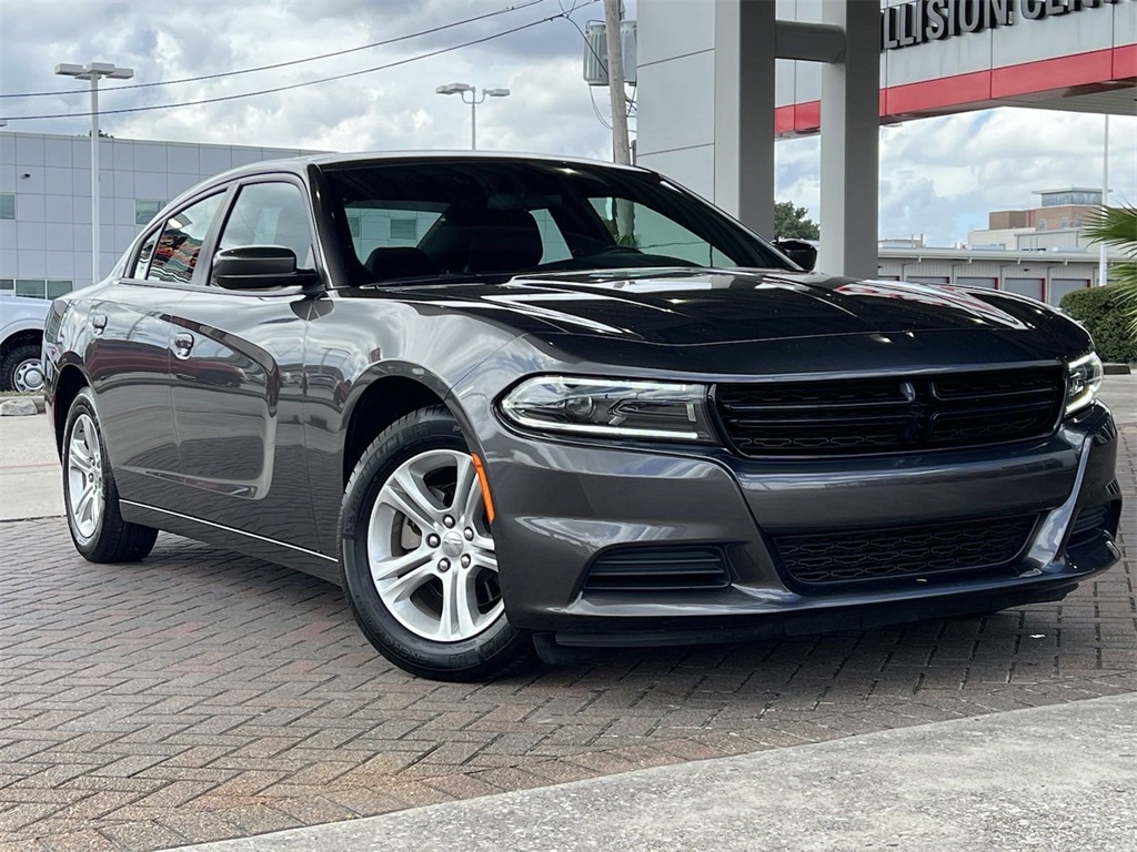 2022 Dodge Charger SXT 2