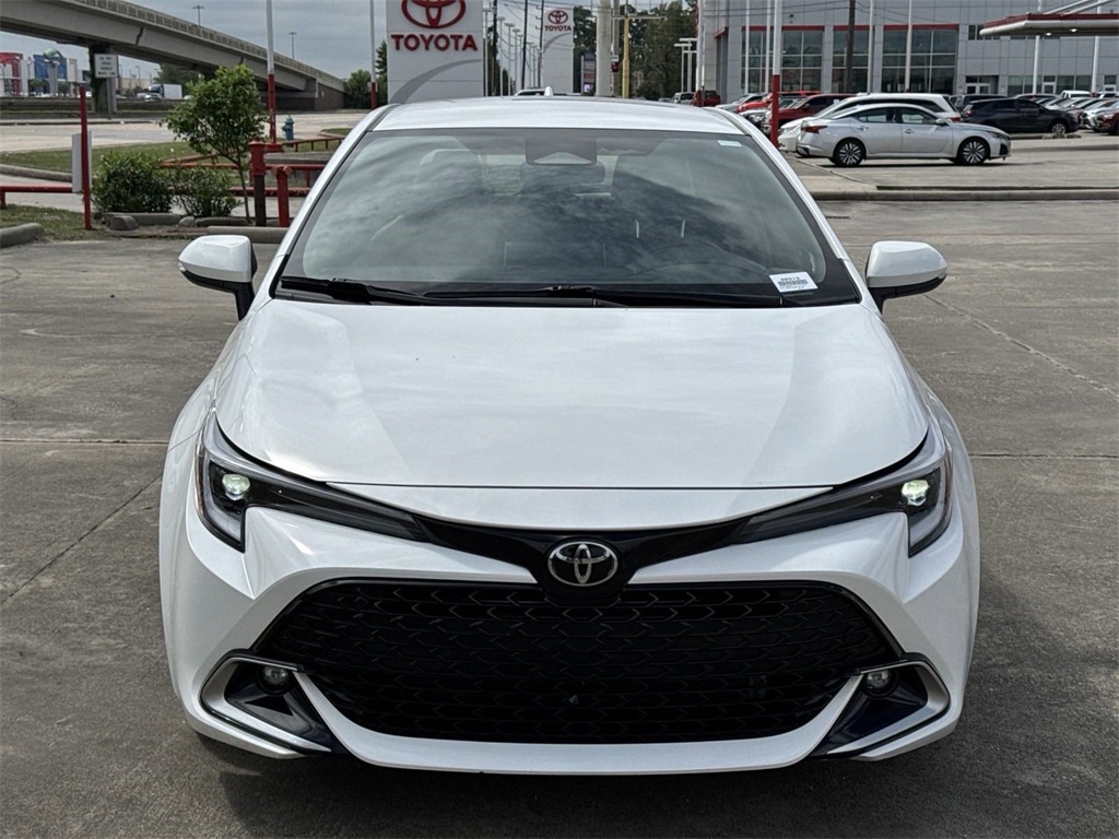 2023 Toyota Corolla Hatchback XSE 4