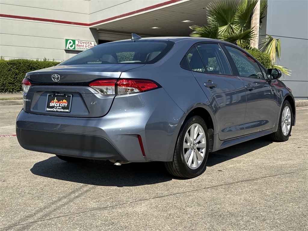 2024 Toyota Corolla LE 15