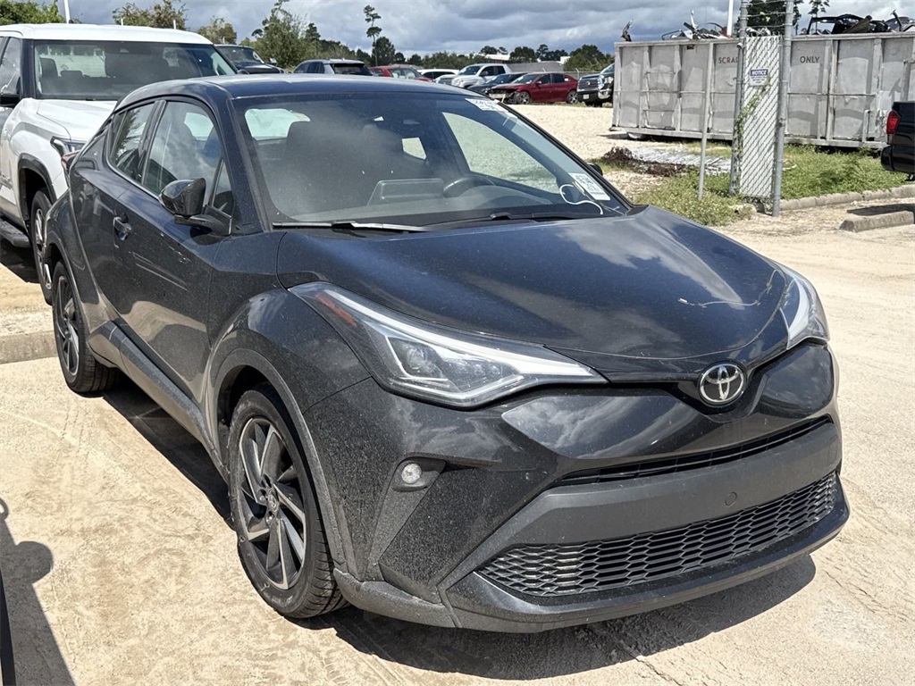 2022 Toyota C-HR Limited 4