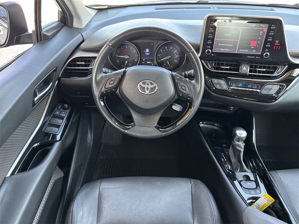 2022 Toyota C-HR Limited 22