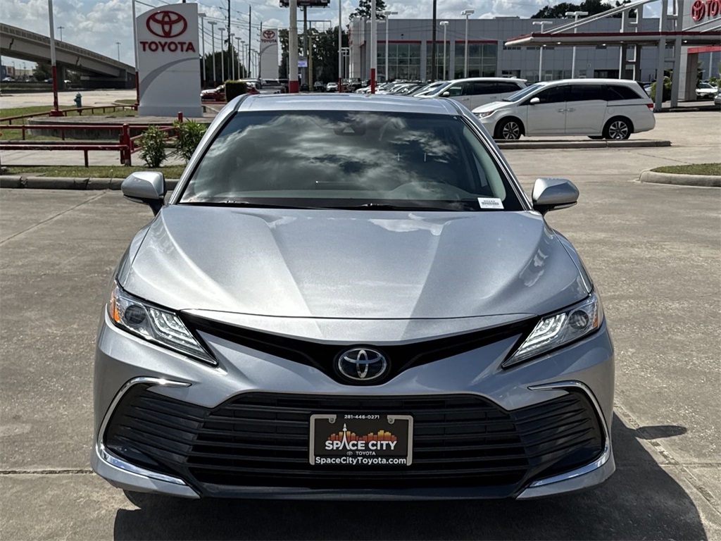 2023 Toyota Camry XLE 4