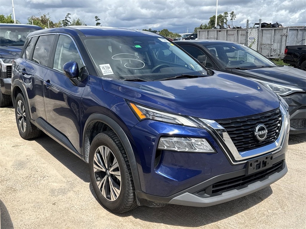 2022 Nissan Rogue SV 4