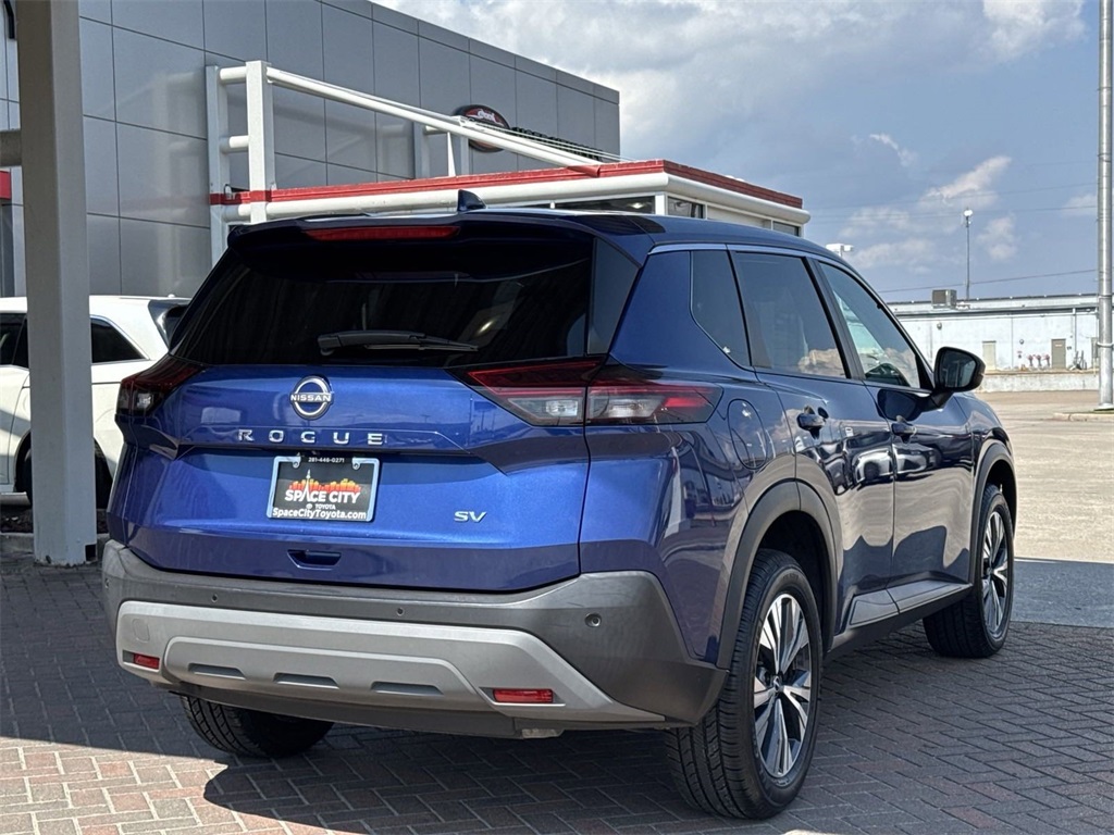 2022 Nissan Rogue SV 15