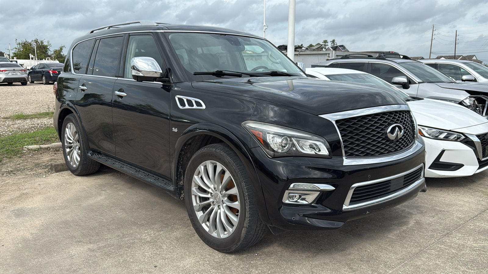 2015 INFINITI QX80 Base 2