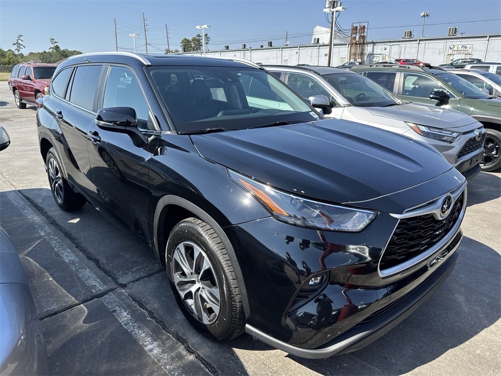 2023 Toyota Highlander XLE 4