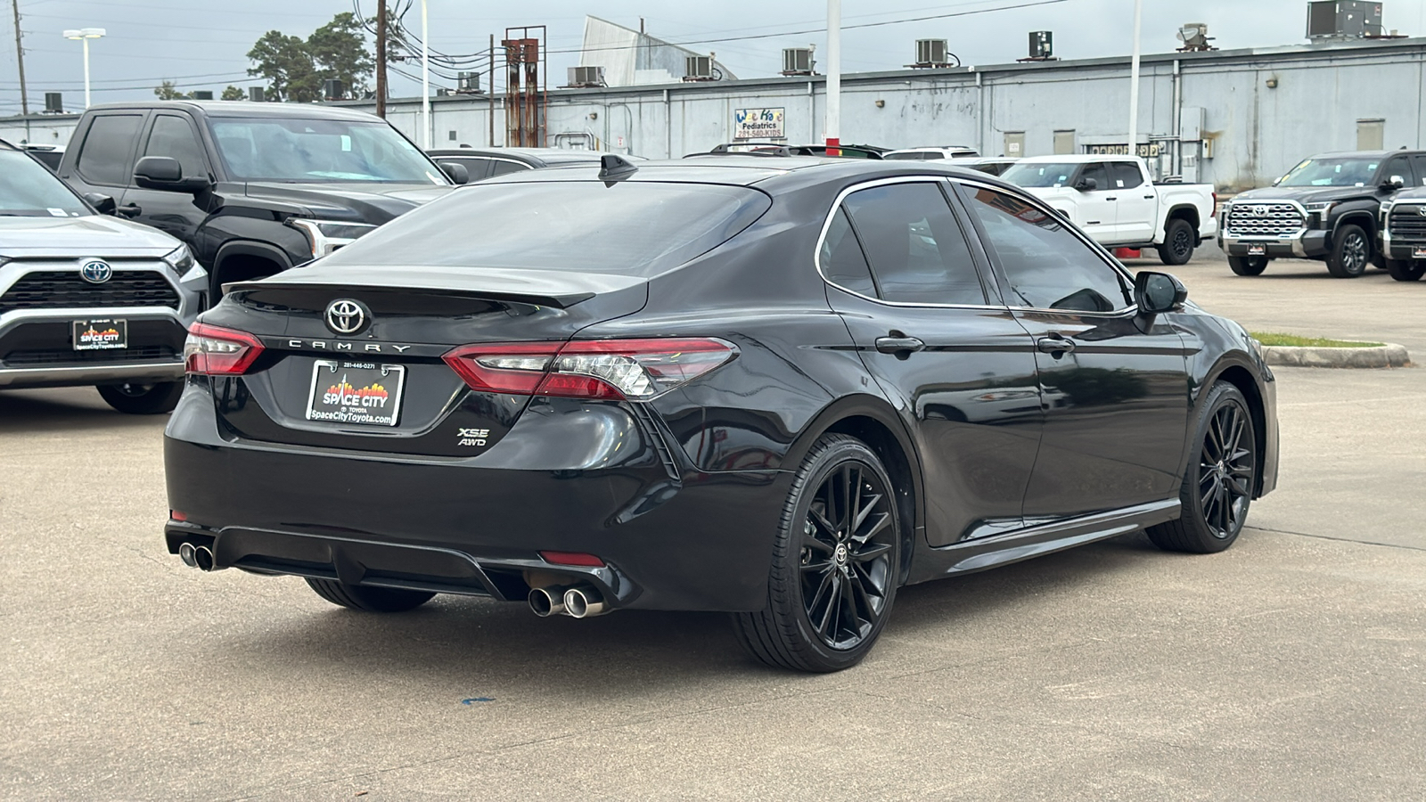 2023 Toyota Camry XSE 4