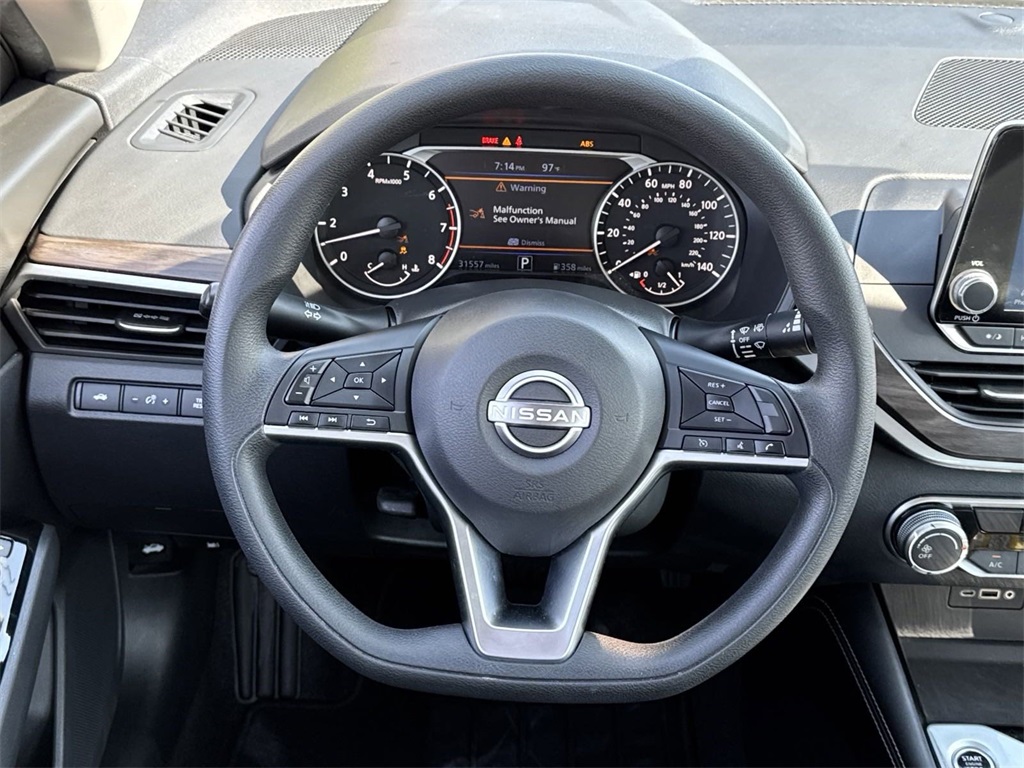 2023 Nissan Altima 2.5 SV 23