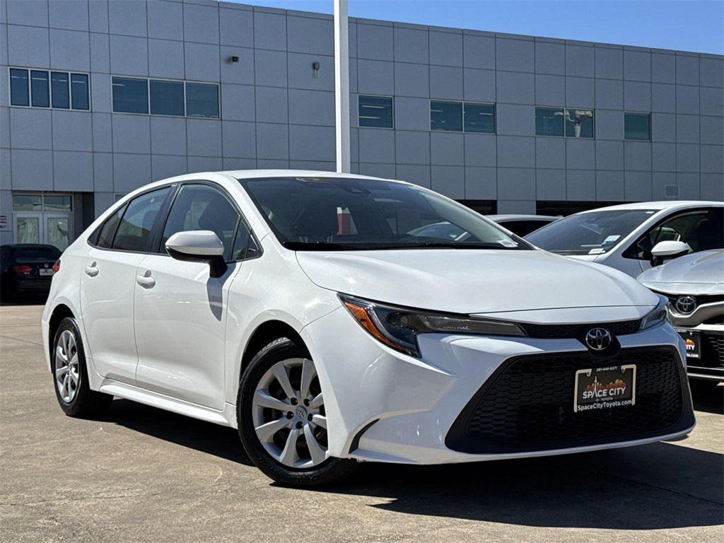 2021 Toyota Corolla LE 3