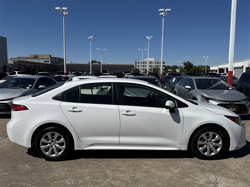 2021 Toyota Corolla LE 12