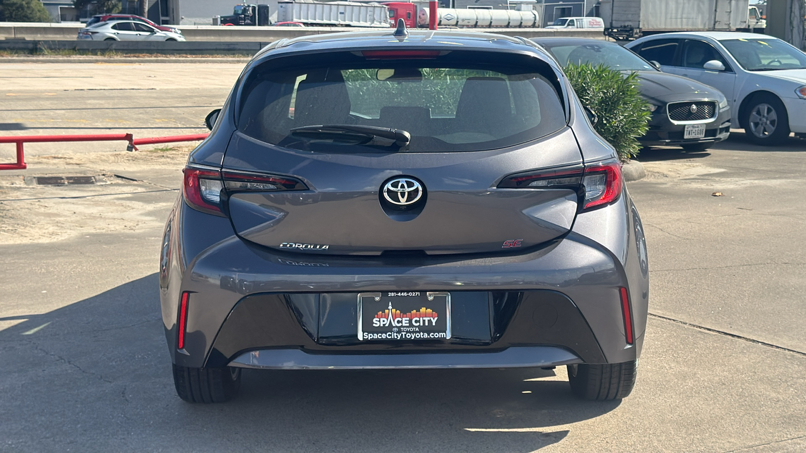 2023 Toyota Corolla Hatchback SE 5