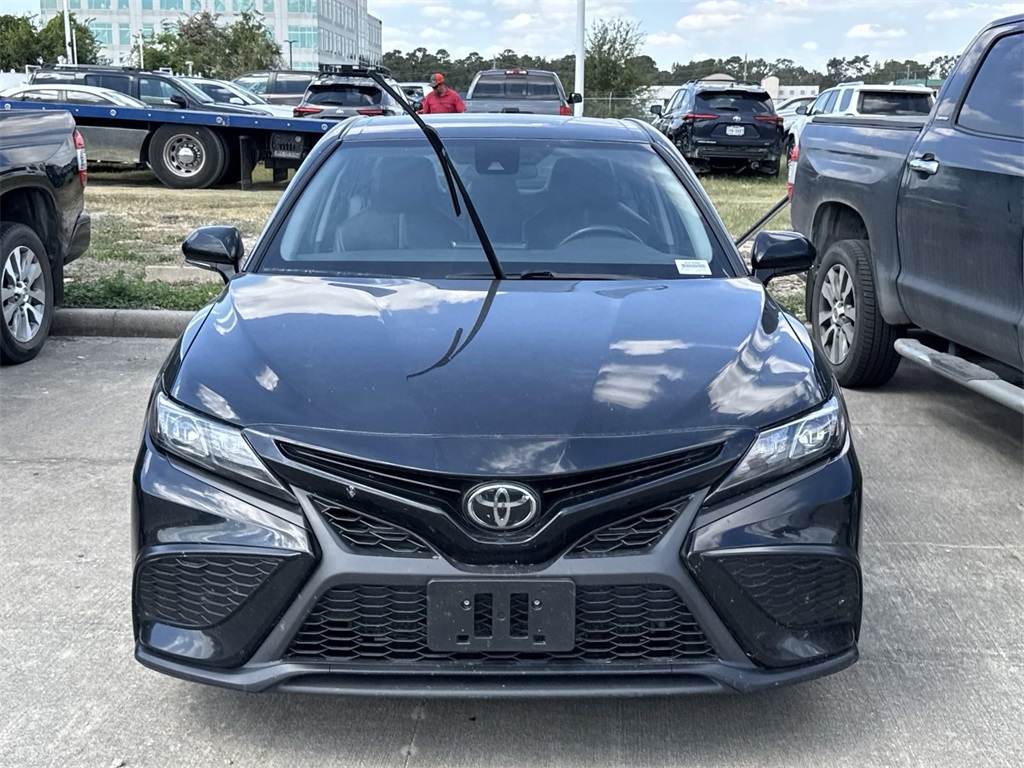 2022 Toyota Camry SE 8