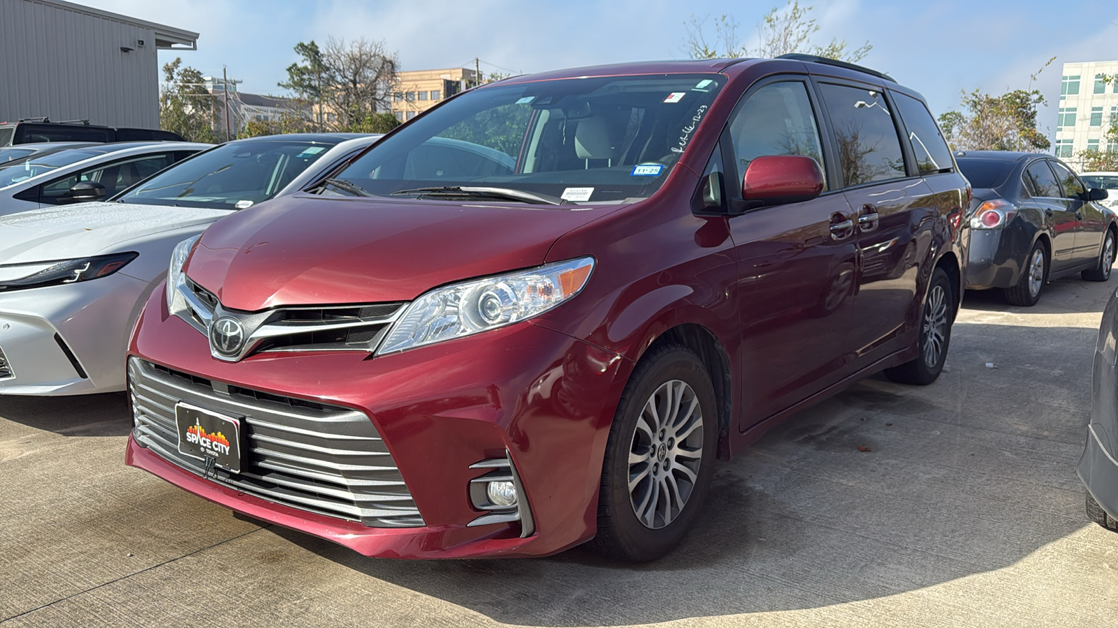 2020 Toyota Sienna XLE 4