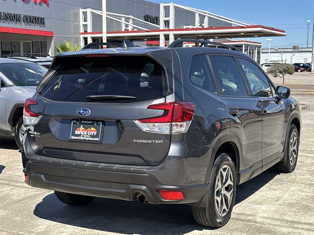 2020 Subaru Forester Premium 14