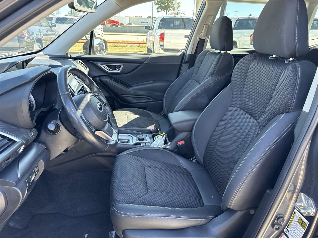 2020 Subaru Forester Premium 33