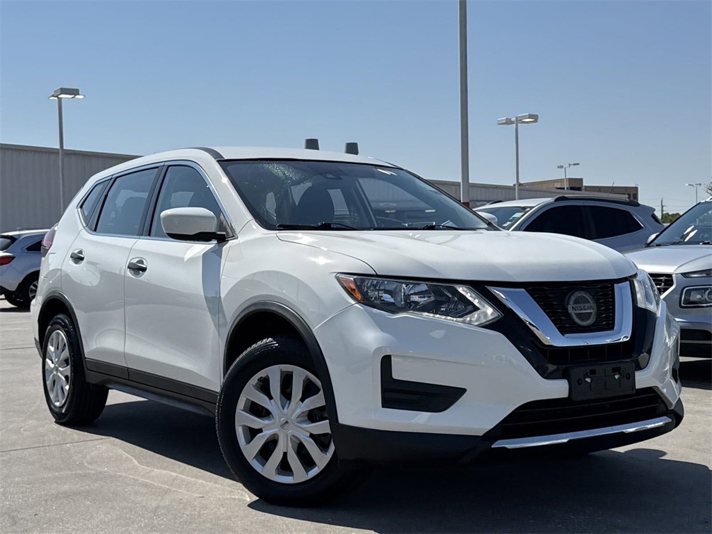 2020 Nissan Rogue S 3