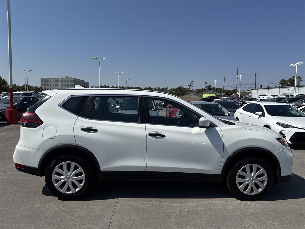 2020 Nissan Rogue S 13