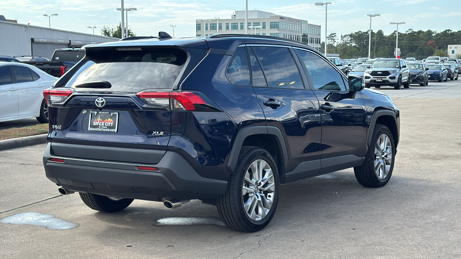 2023 Toyota RAV4 XLE Premium 4