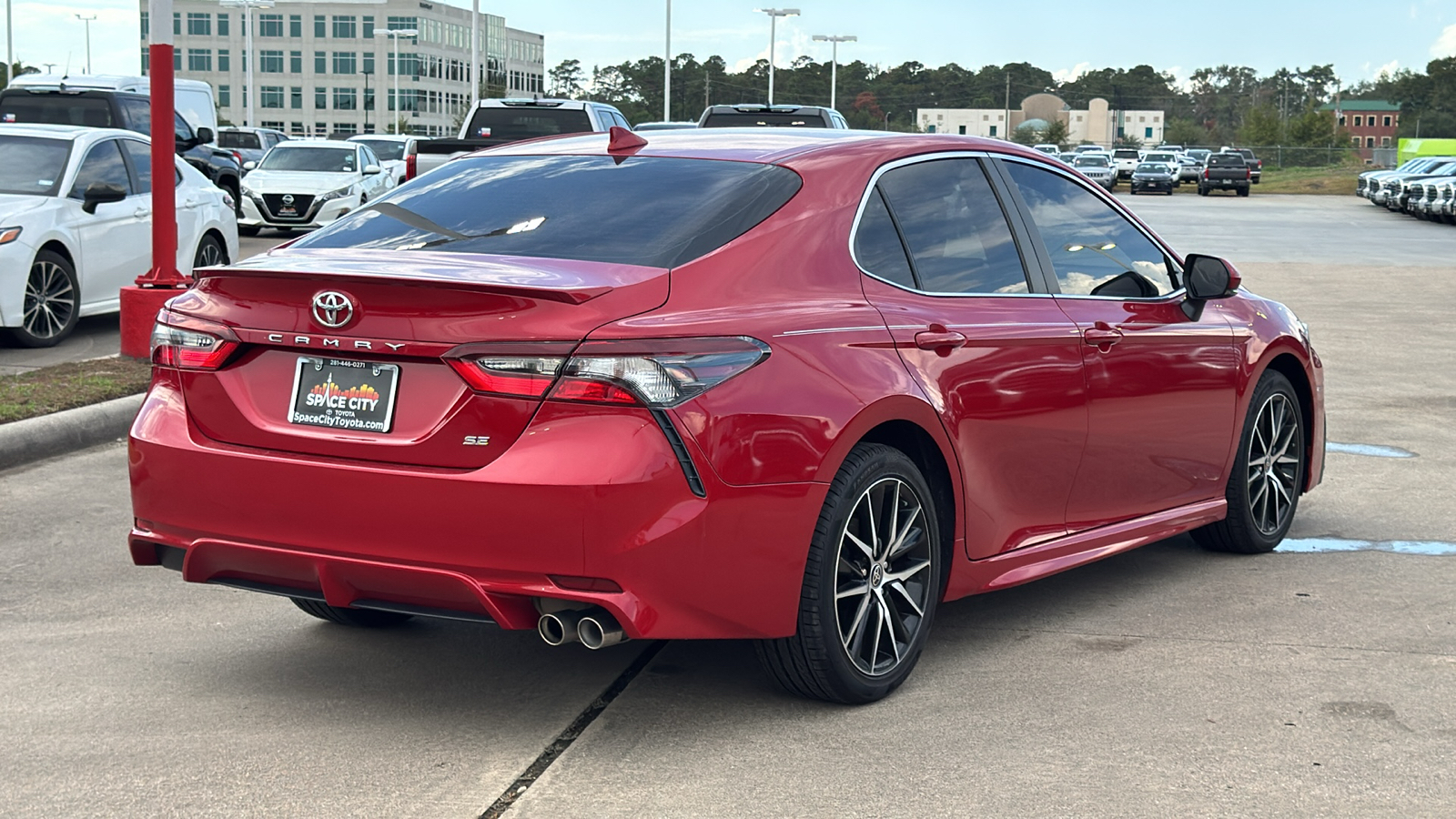 2023 Toyota Camry SE 4