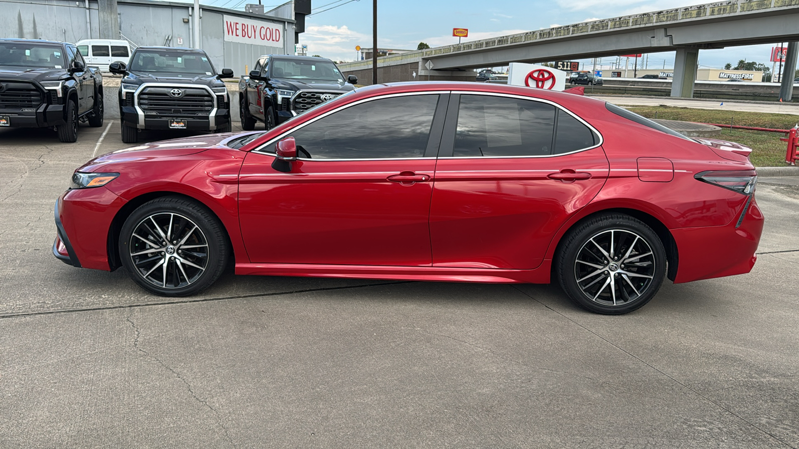 2023 Toyota Camry SE 7