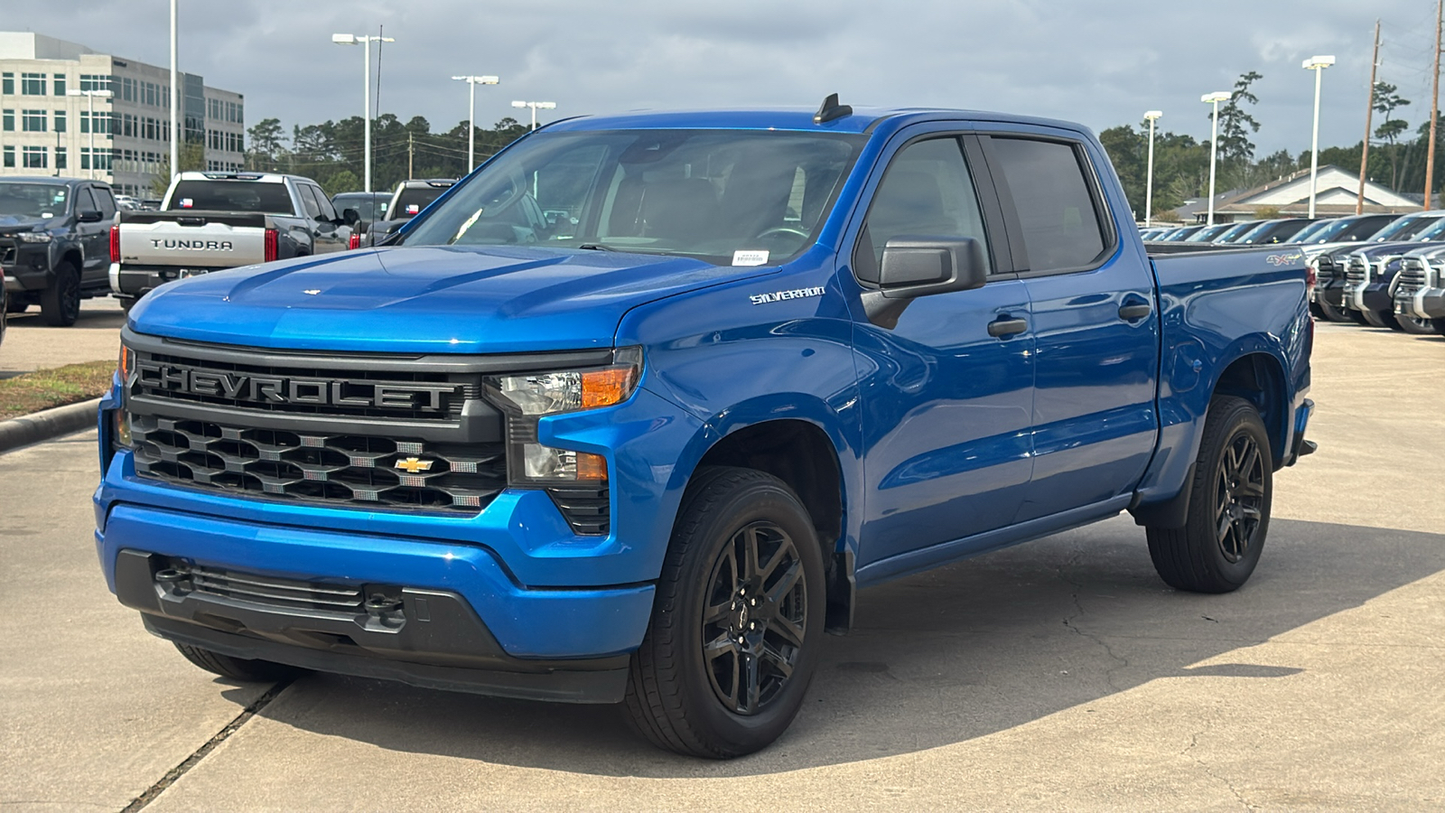 2022 Chevrolet Silverado 1500 Custom 10