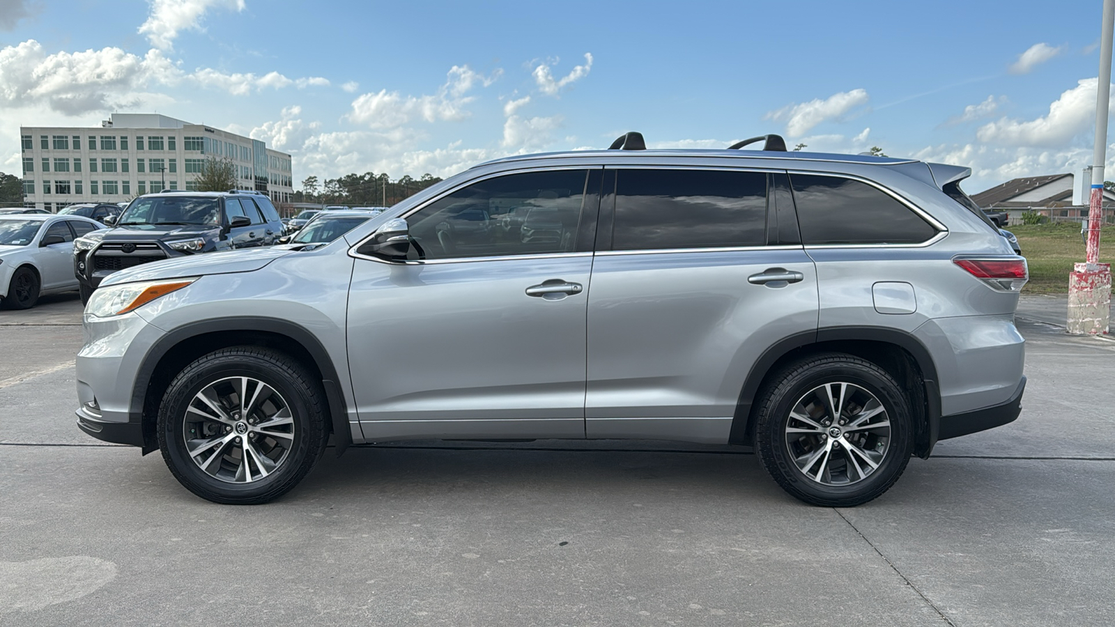 2016 Toyota Highlander XLE V6 5